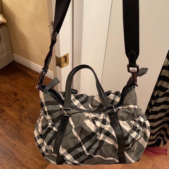 Burberry nova check AUTHENTIC diaper bag - Picture 7 of 8